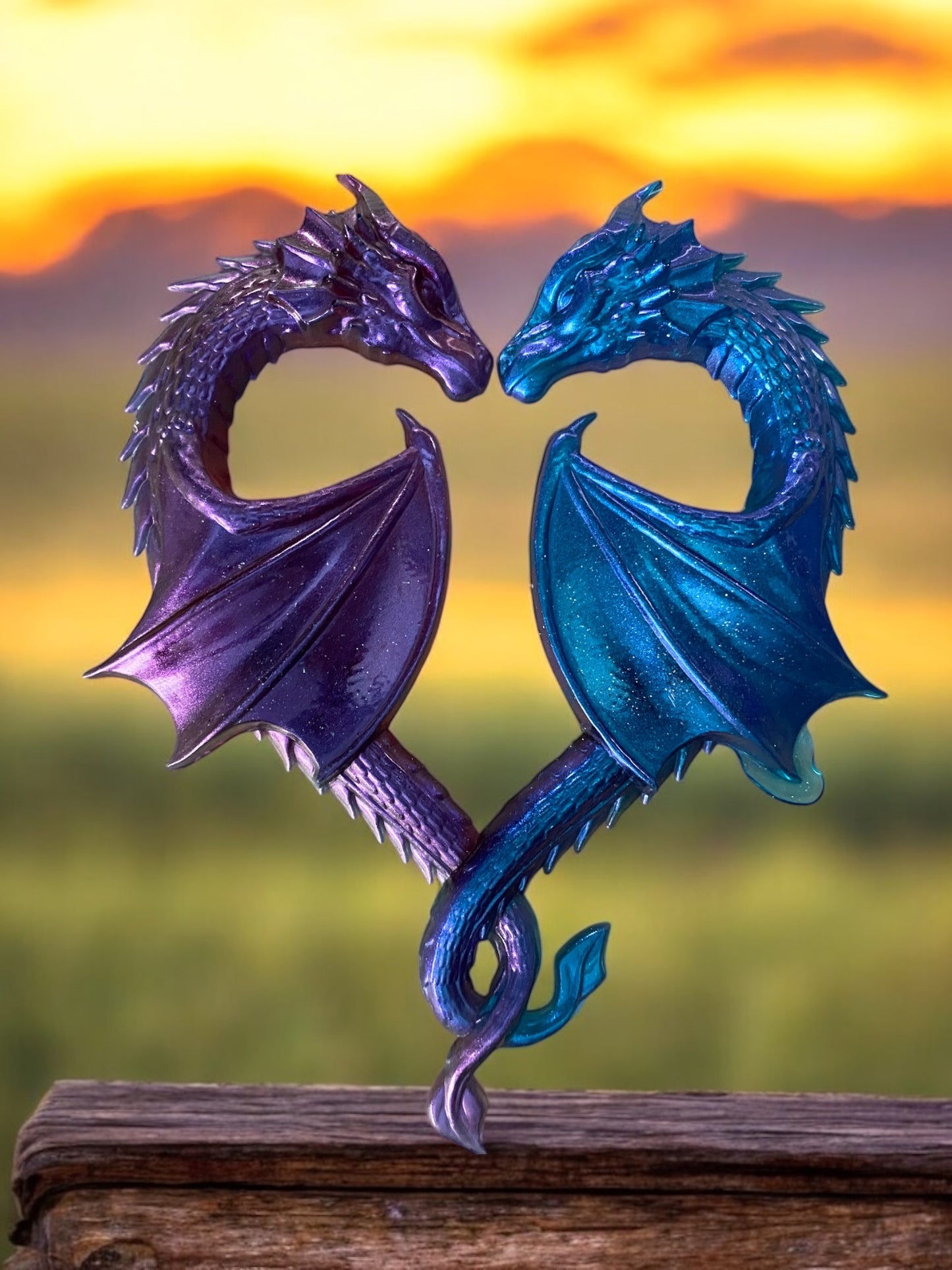 Heart shape resin dragons (Any color)